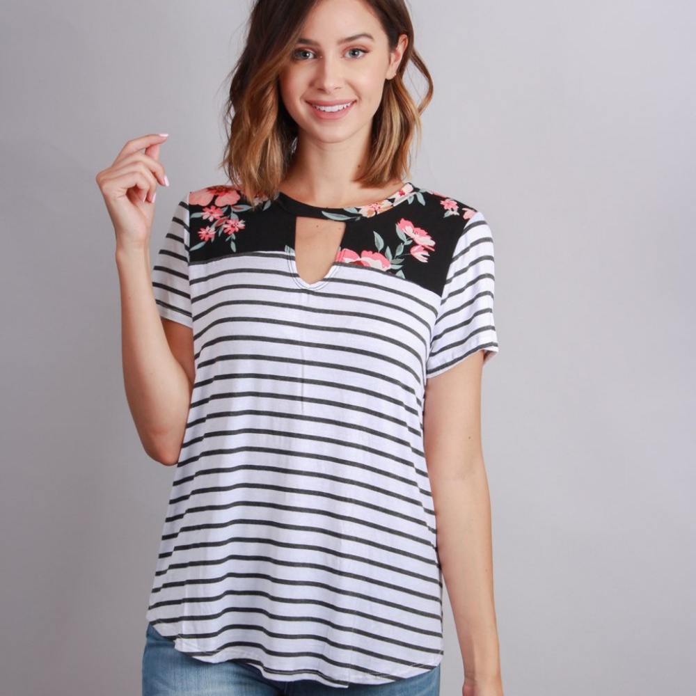 New Junior's Cute floral striped choker top